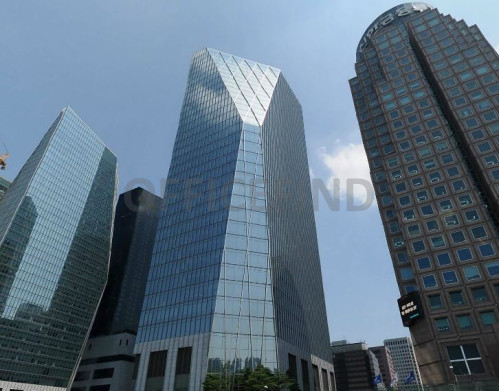 Two IFC 사진 #1